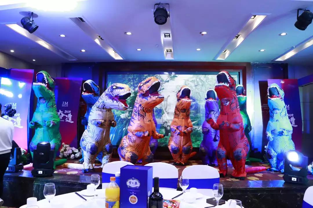 郴州錦馬置業(yè)有限公司,天一房產(chǎn)銷售,五嶺新天地樓盤銷售,錦馬時代中心房產(chǎn)銷售,酒店經(jīng)營管理哪里好 郴州錦馬置業(yè)有限公司,天一房產(chǎn)銷售,五嶺新天地樓盤銷售,錦馬時代中心房產(chǎn)銷售,酒店經(jīng)營管理哪里好